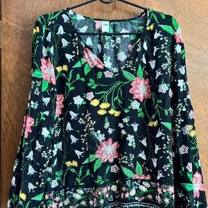 Floral long sleeved blouse